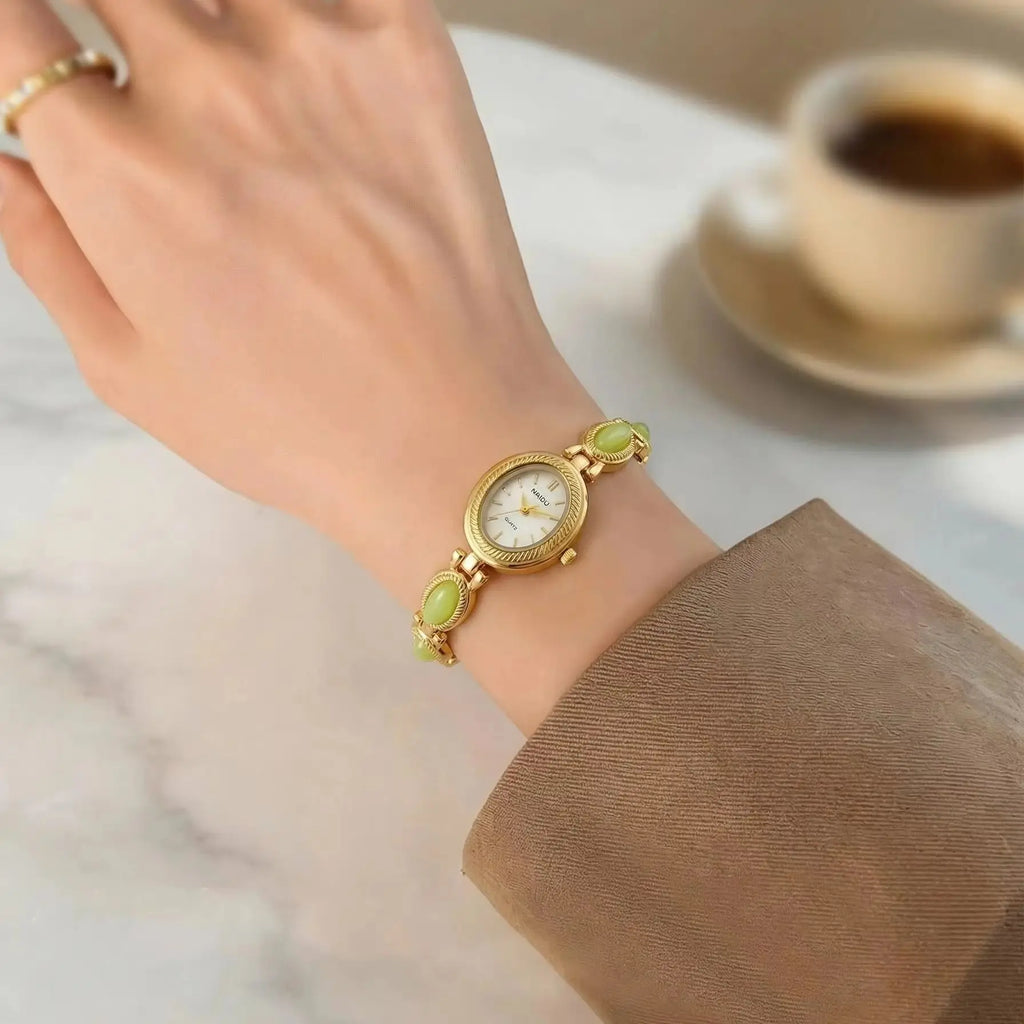 Luxury Women's Green Gemstone Quartz Bracelet Watch | naidu Women's Bracelet Watch Nixie