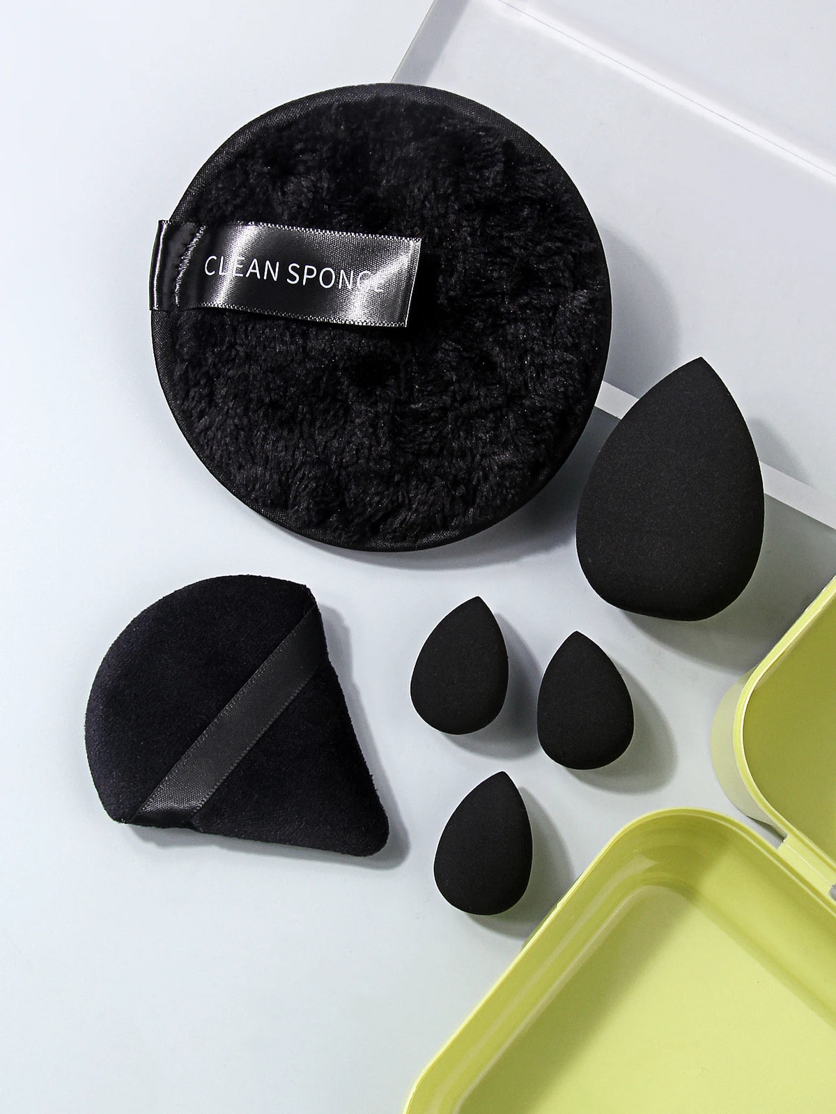 7-Piece Makeup Sponge Set with Storage Box | Multiple Styles Makeup Sponge Set Nixie