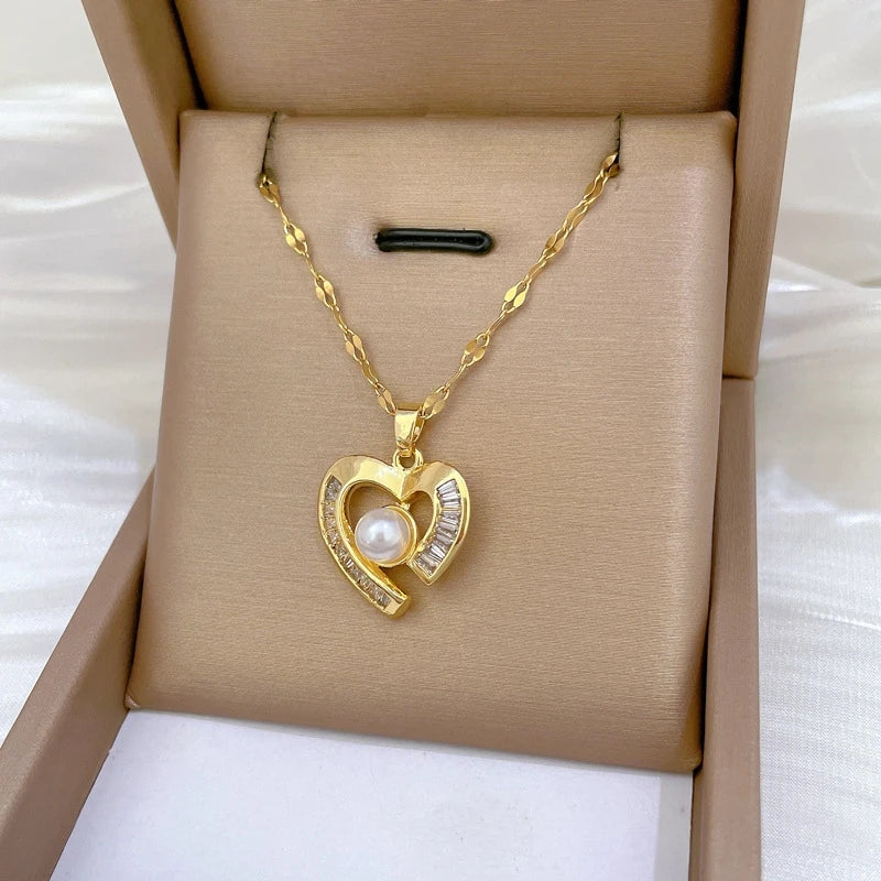Luxury Heart Pendant Necklace – Gold Stainless Steel Choker Pendant Necklace Nixie