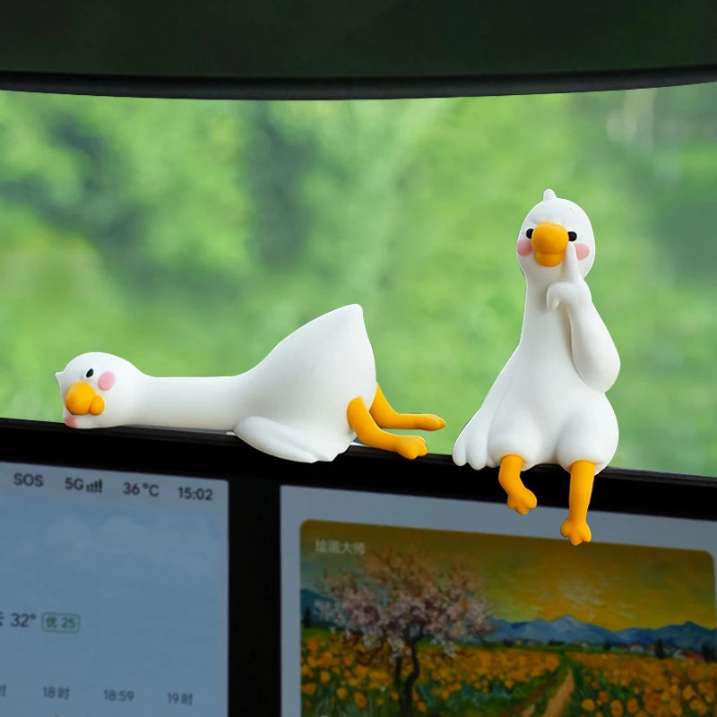 3D Resin Duck Ornament – Desk, Dashboard & Monitor Decor Resin Desk Ornament Nixie