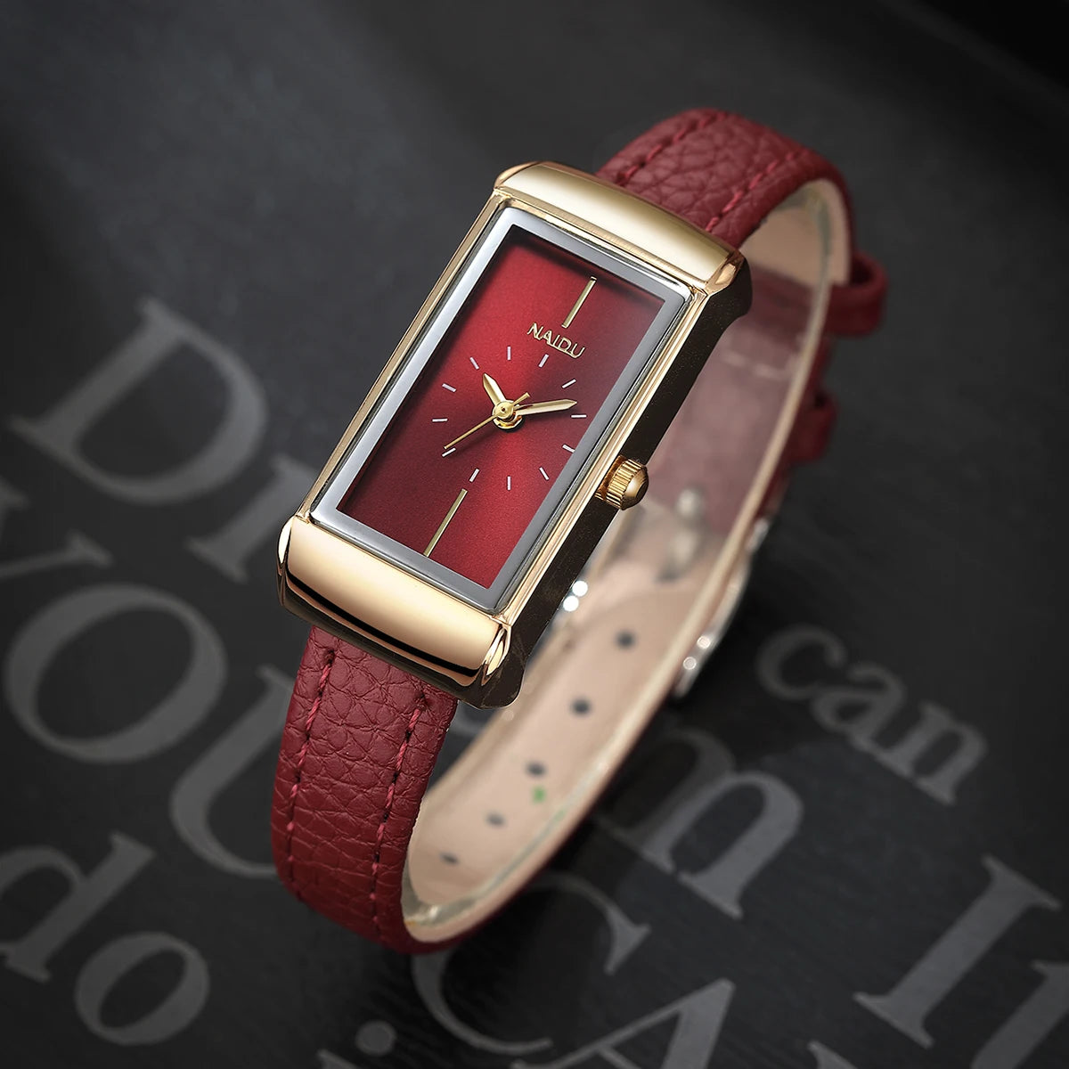 Women's Retro Square Quartz Watch with Leather Strap | Naidu