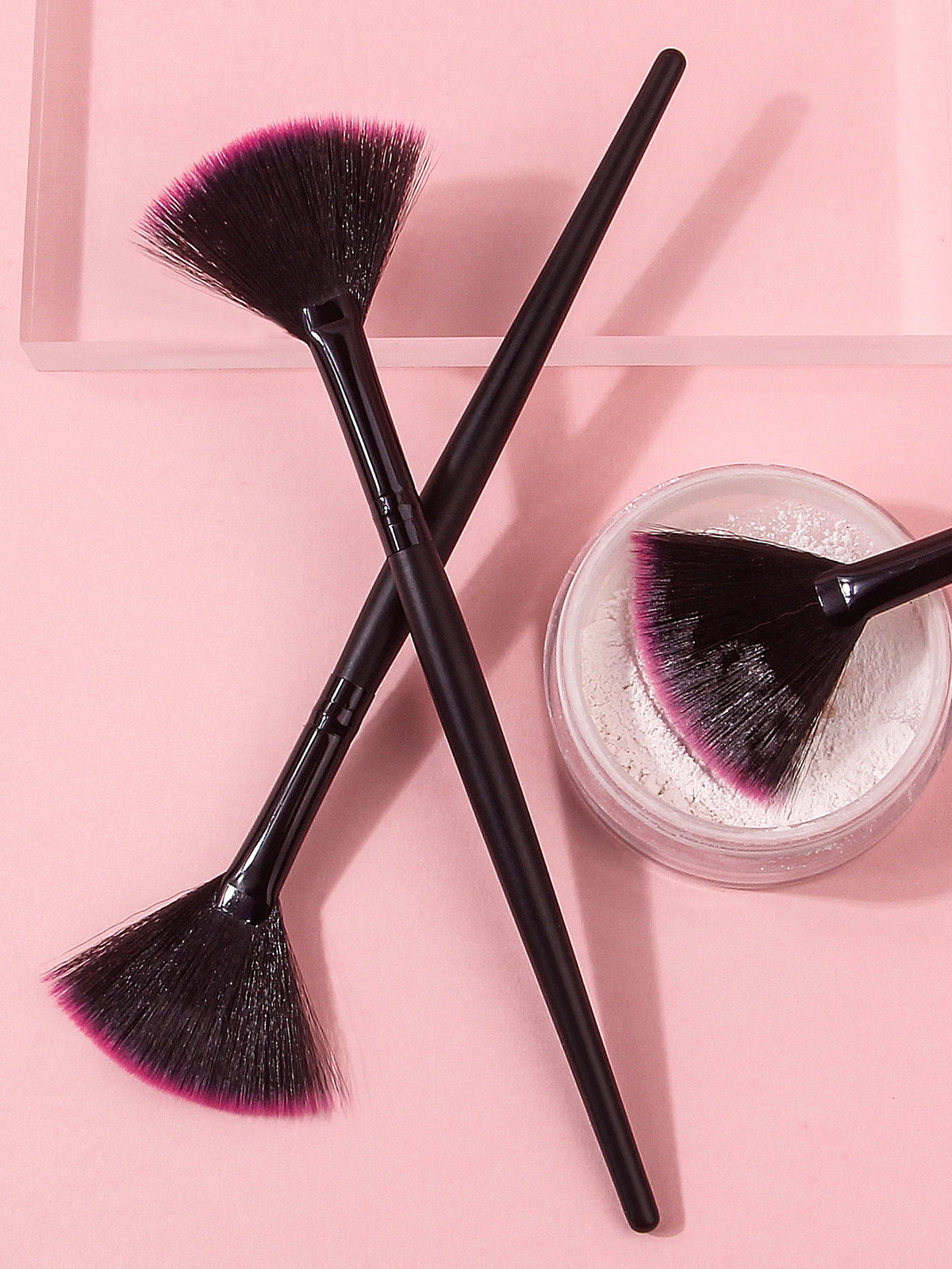 Fan Shape Foundation & Facial Mask Makeup Brushes – 1/3/6 PCS Makeup Brush Set Nixie