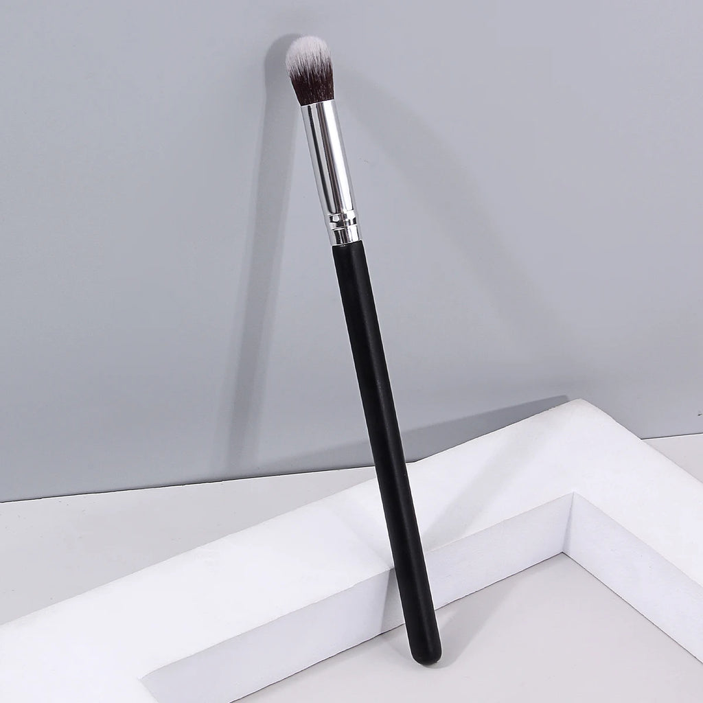 Makeup Brush Set – Concealer, Eyeshadow, Highlighter & Contour Makeup Brush Set Nixie Default Title