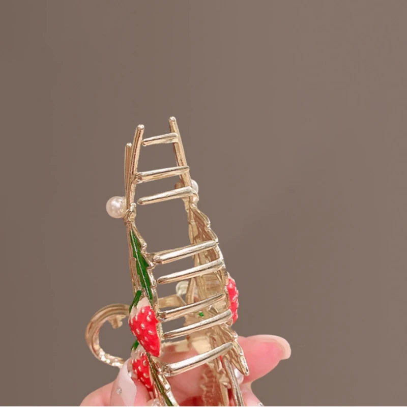 Strawberry Shark Bite Hair Clip for Women – Cute Jaw Clip Hair Jaw Clip Nixie