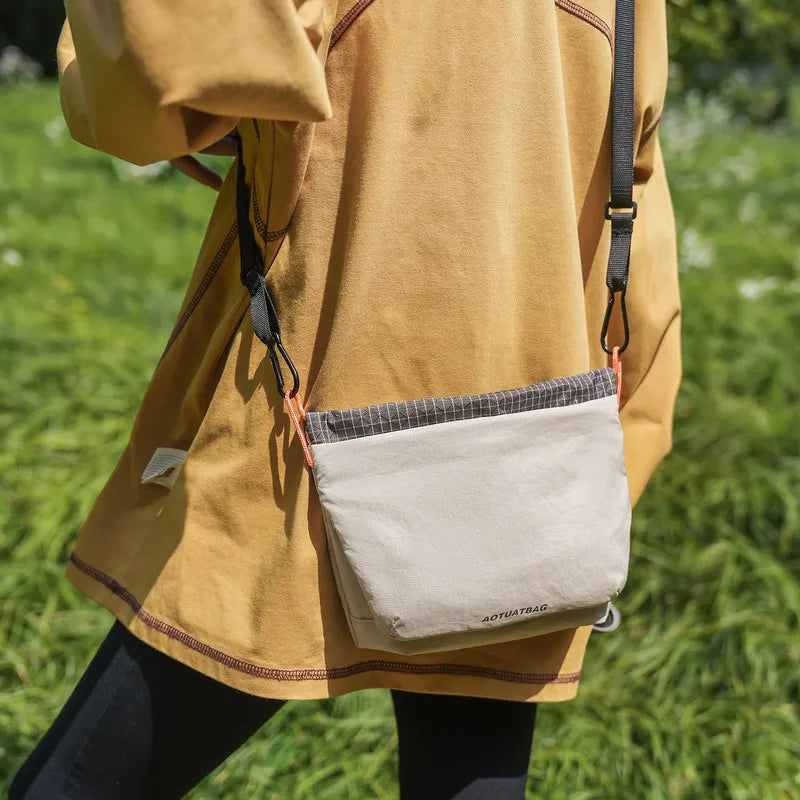 Men's Color-Block Crossbody Bag – Lightweight Hiking Shoulder Bag Crossbody Shoulder Bag Nixie