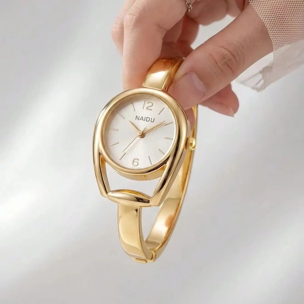 Minimalist Hollow-Out Bracelet Women's Quartz Watch | Nixie Women's Quartz Watch Nixie