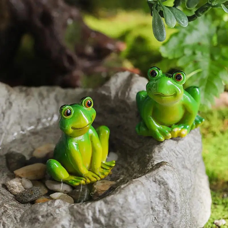 Resin Frog Hanging Ornament – Garden, Terrarium & Home Decor Garden Figurine Nixie