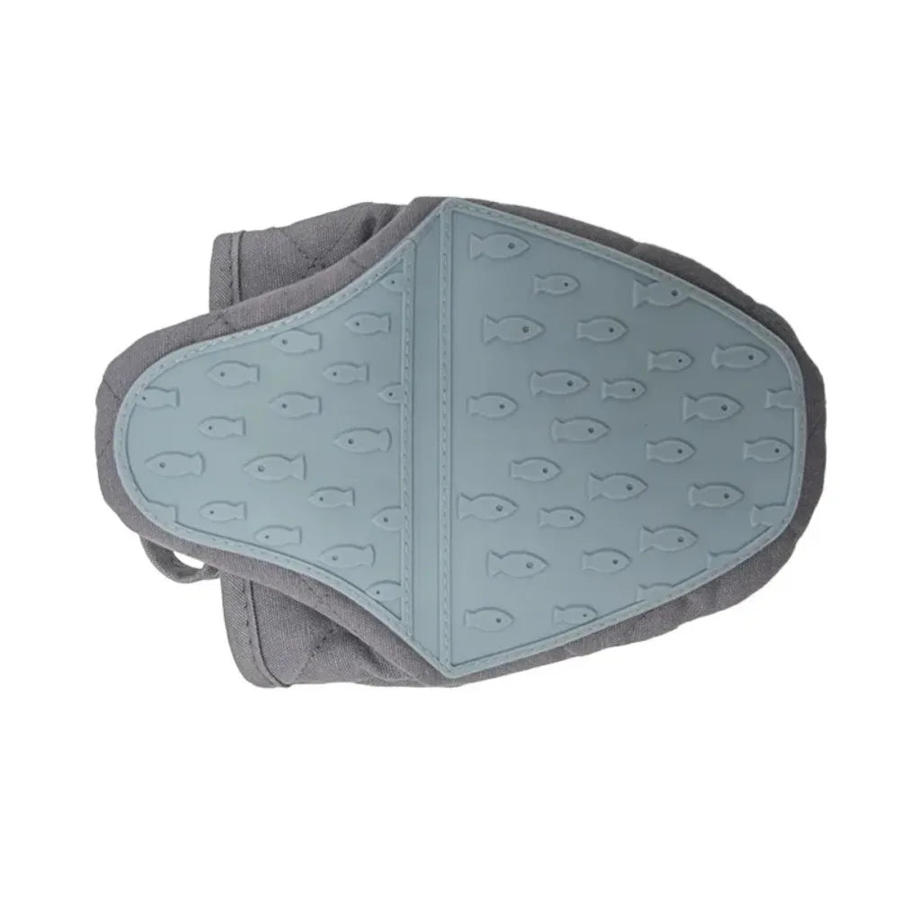 Fish Shaped Silicone Oven Gloves – Heat Resistant Kitchen Mitts Silicone Oven Mitts Nixie Grey