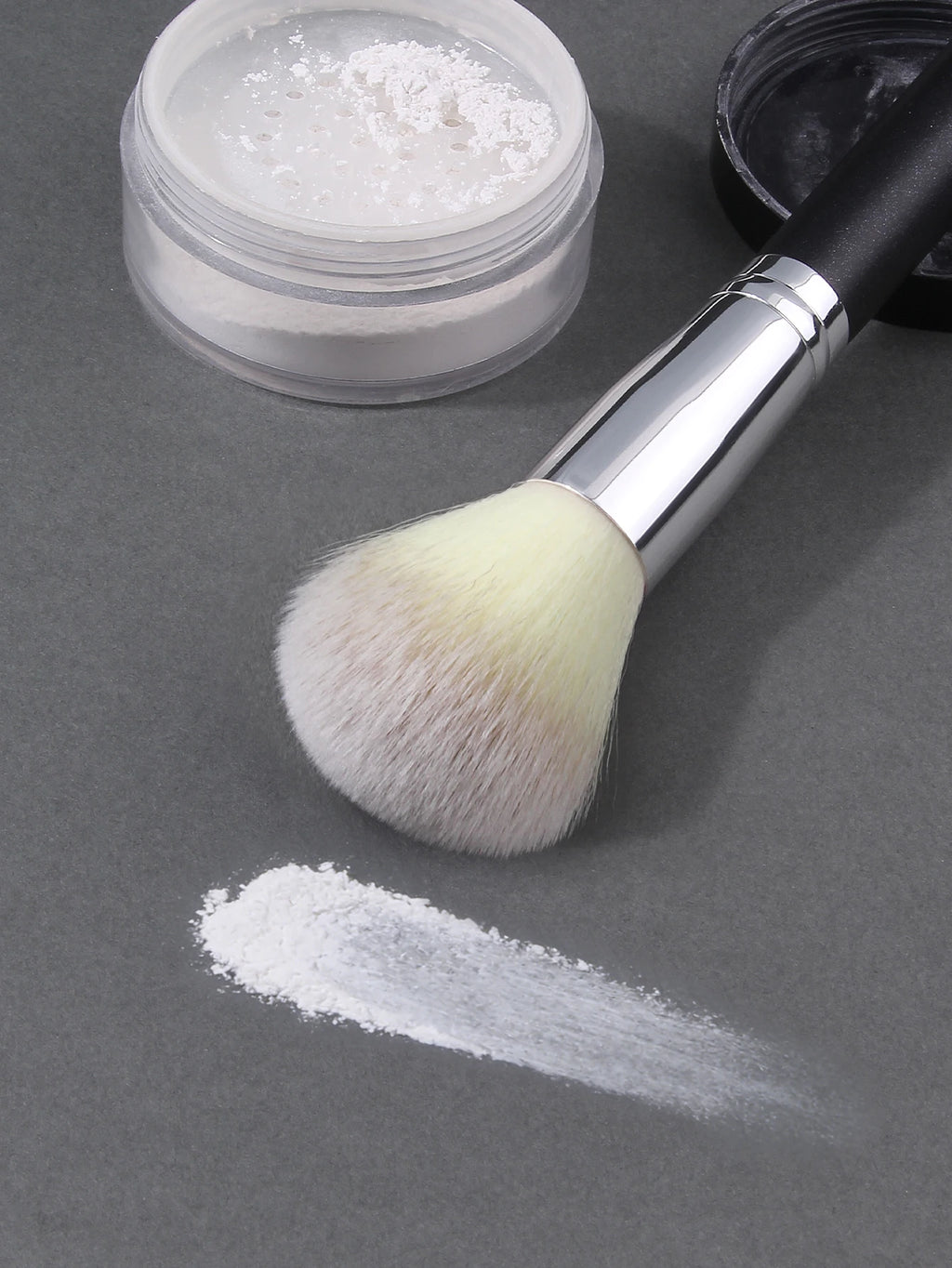 Three-Color Blush & Contour Brush – Wood Handle Makeup Tool Makeup Contour Brush Nixie