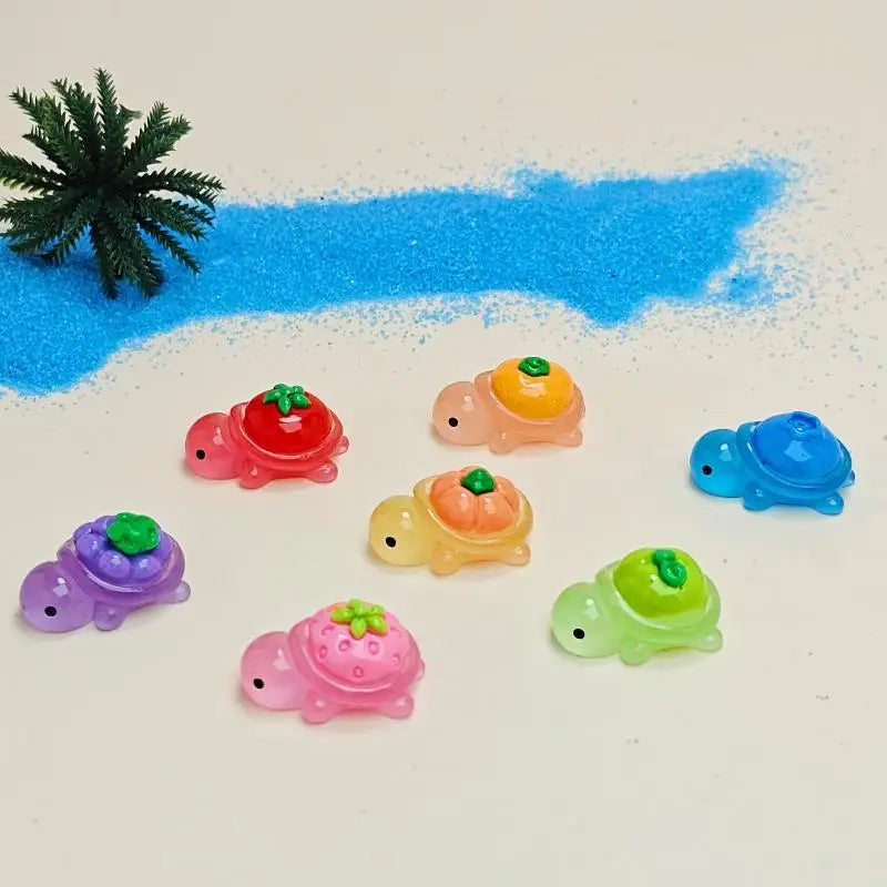 50Pcs Glow in Dark Cartoon Turtle Resin Figurines Mini Decor Resin Mini Figurines Nixie