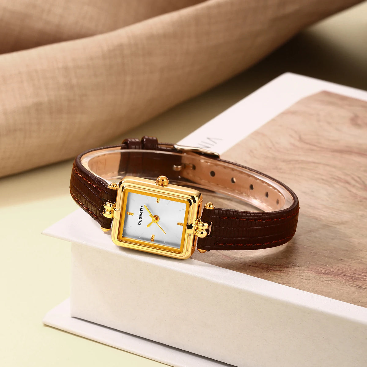 REBIRTH Retro Quartz Watch – Square Dial Leather Band Quartz Wristwatch Nixie