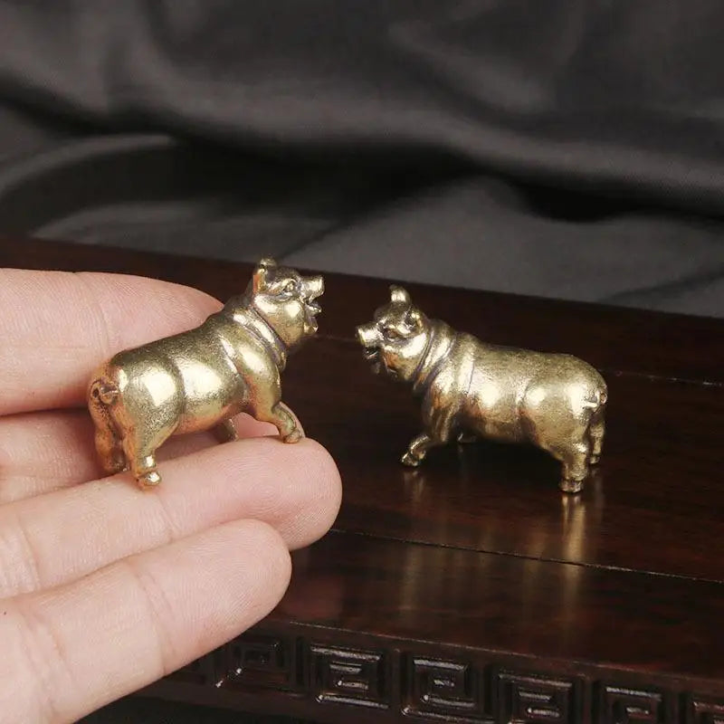 Handcrafted Brass Mini Pig Figurine Retro Desk Ornament Tea Pet Brass Collectible Figurine Nixie