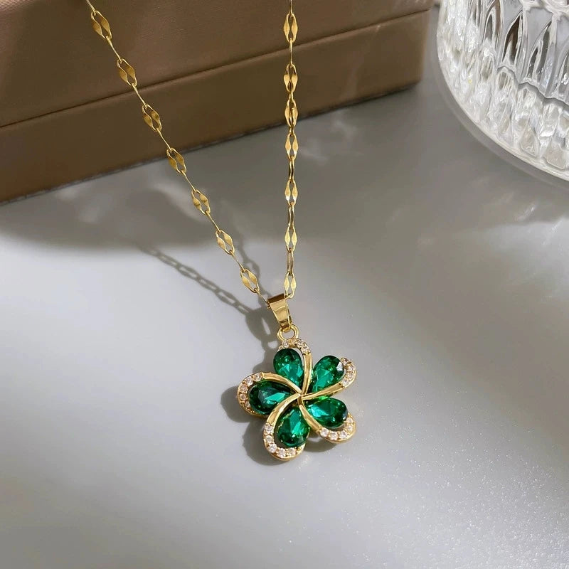 Green Snowflake Pendant Necklace | Gold Plated Clavicle Chain Pendant Necklace Nixie