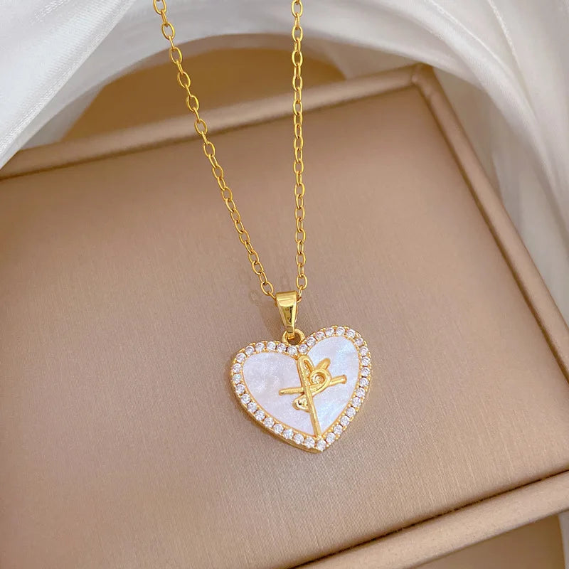 Heart Pendant Necklace – Gold Minimalist Stainless Steel Choker Pendant Necklace Nixie