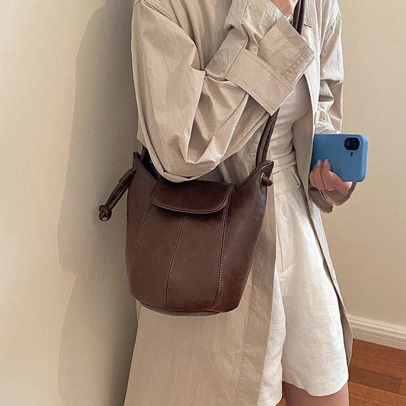 Nixie Retro Patent Leather Bucket Bag | Women's Crossbody Bucket Shoulder Bag Nixie
