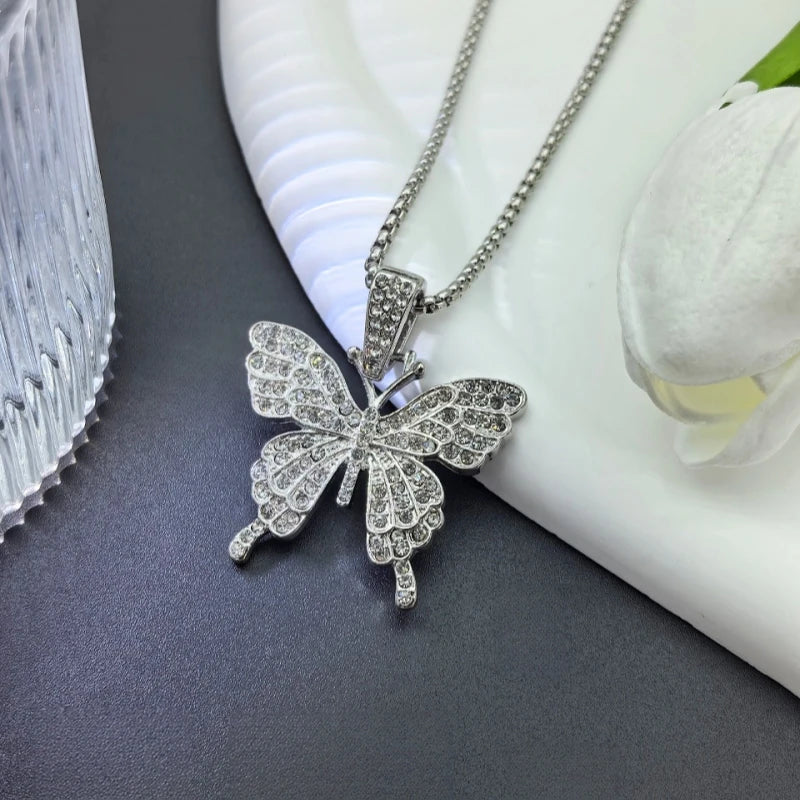 Butterfly Pendant Necklace Women – Stainless Steel Collarbone Chain Pendant Necklace Nixie