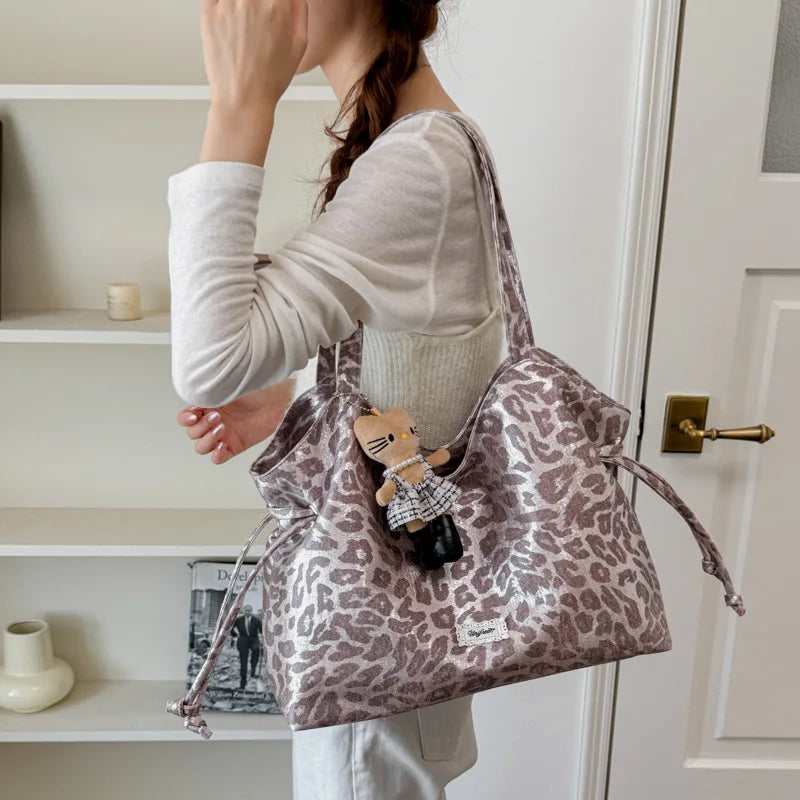 Korean Vintage Leopard Print Tote Bag – Large Women's Shoulder Bag Leopard Print Tote Bag Nixie
