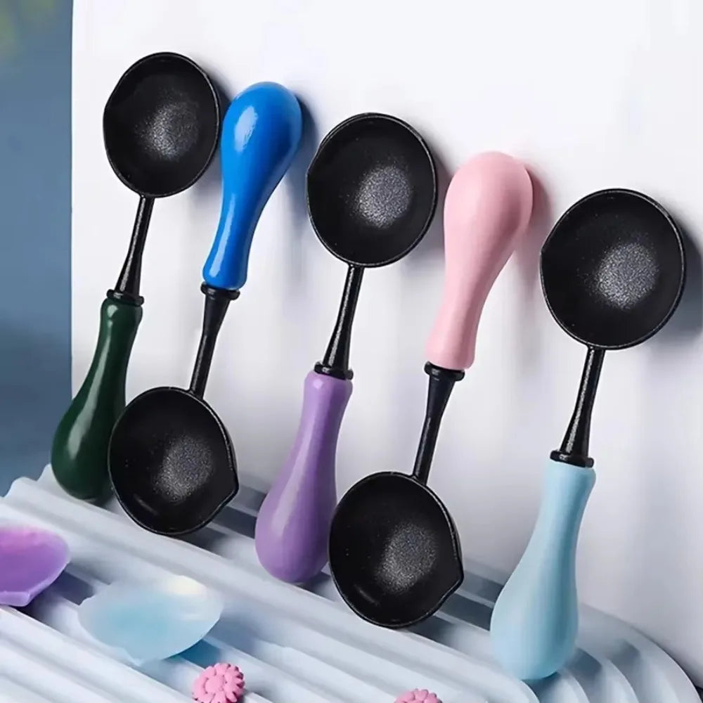 Non-Stick Wax Sealing Spoon with Wood Handle – Reusable Wax Seal Tool Nixie