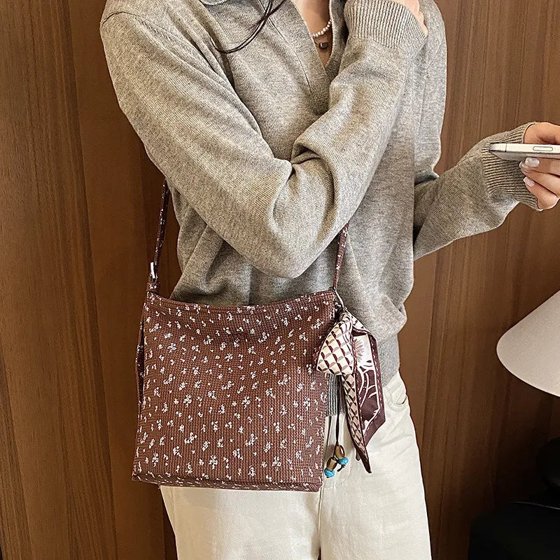 Retro Floral Canvas Bucket Bag – Korean-Style Women's Tote Canvas Bucket Bag Nixie