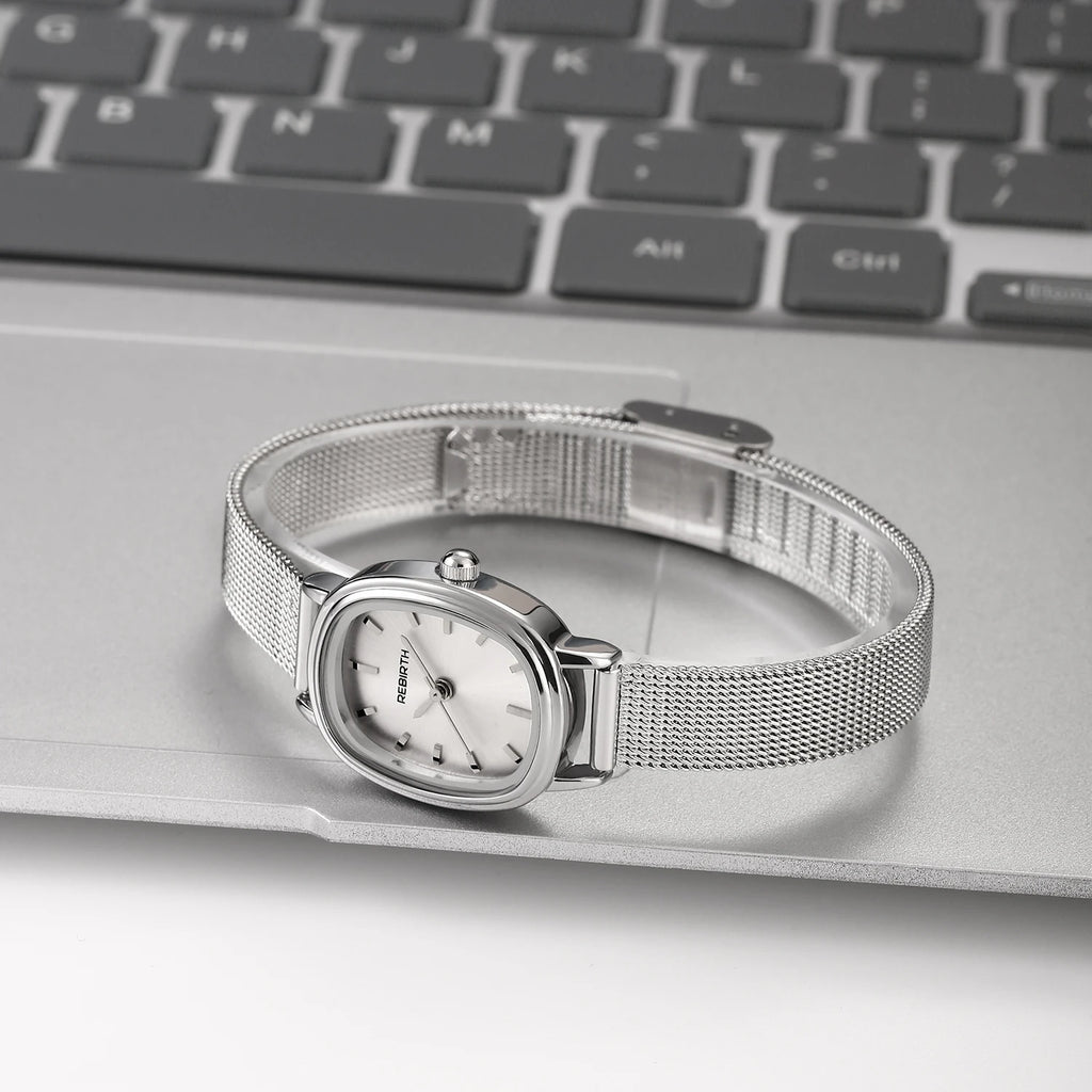 Retro Oval Silver Quartz Watch – Milanese Mesh Strap for Women Women's Quartz Watch Nixie