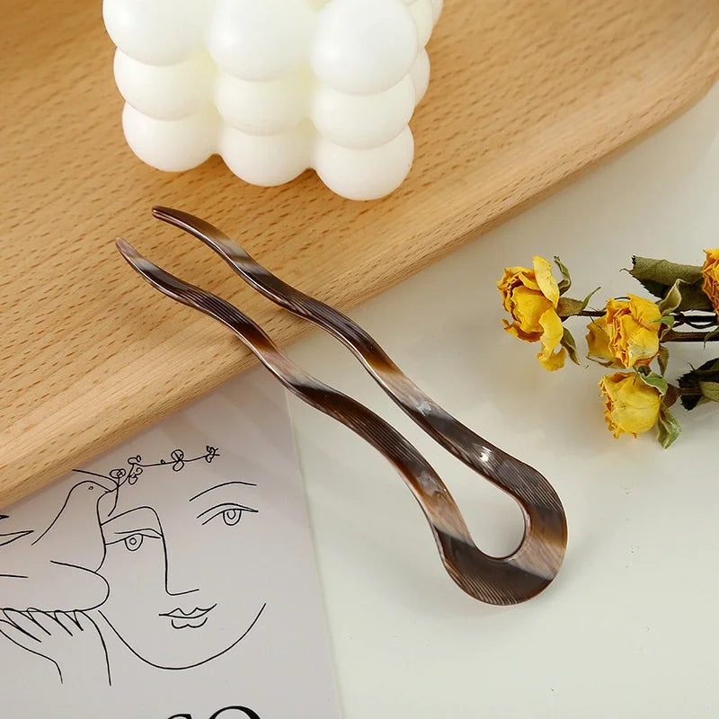 Retro Cellulose Acetate Hairpin – Vintage Tortoise Hair Clip