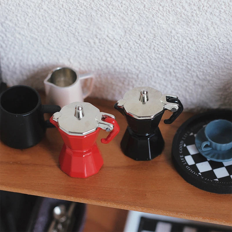 Miniature Coffee Pot Dollhouse Model – Alloy Mini Scene Toy Dollhouse Miniature Model Nixie
