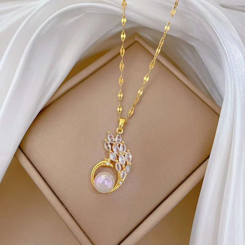Peacock Pendant Necklace Gold Stainless Steel Choker for Women Pendant Necklace Nixie