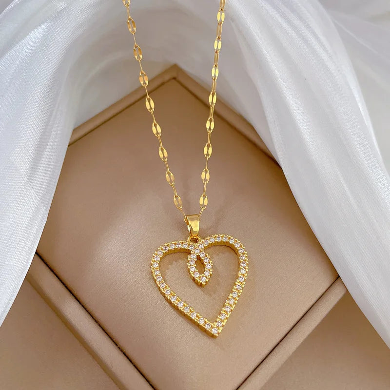 Women's Gold Heart Pendant Necklace – Minimalist Stainless Steel Pendant Necklace Nixie