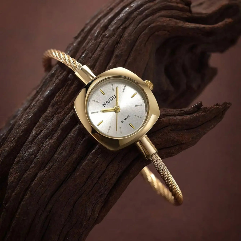 Women's Retro Quartz Watch – Stainless Steel Band, 3 Bar Women's Quartz Watch Nixie Gold