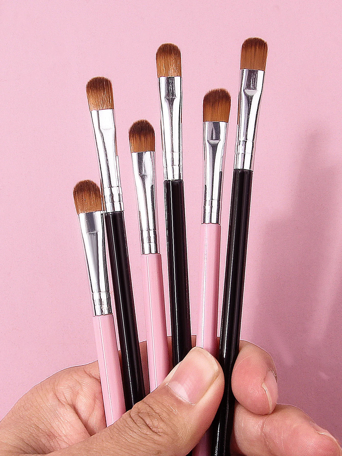 6-Piece Eyeshadow Brush Set – Blending & Concealer Brushes Eyeshadow Brush Set Nixie