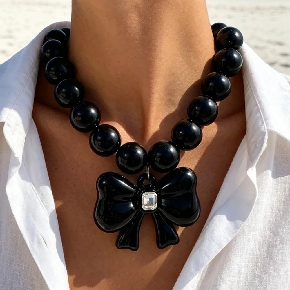 Bold Heart Pendant Necklace – Adjustable Women's Fashion Jewelry