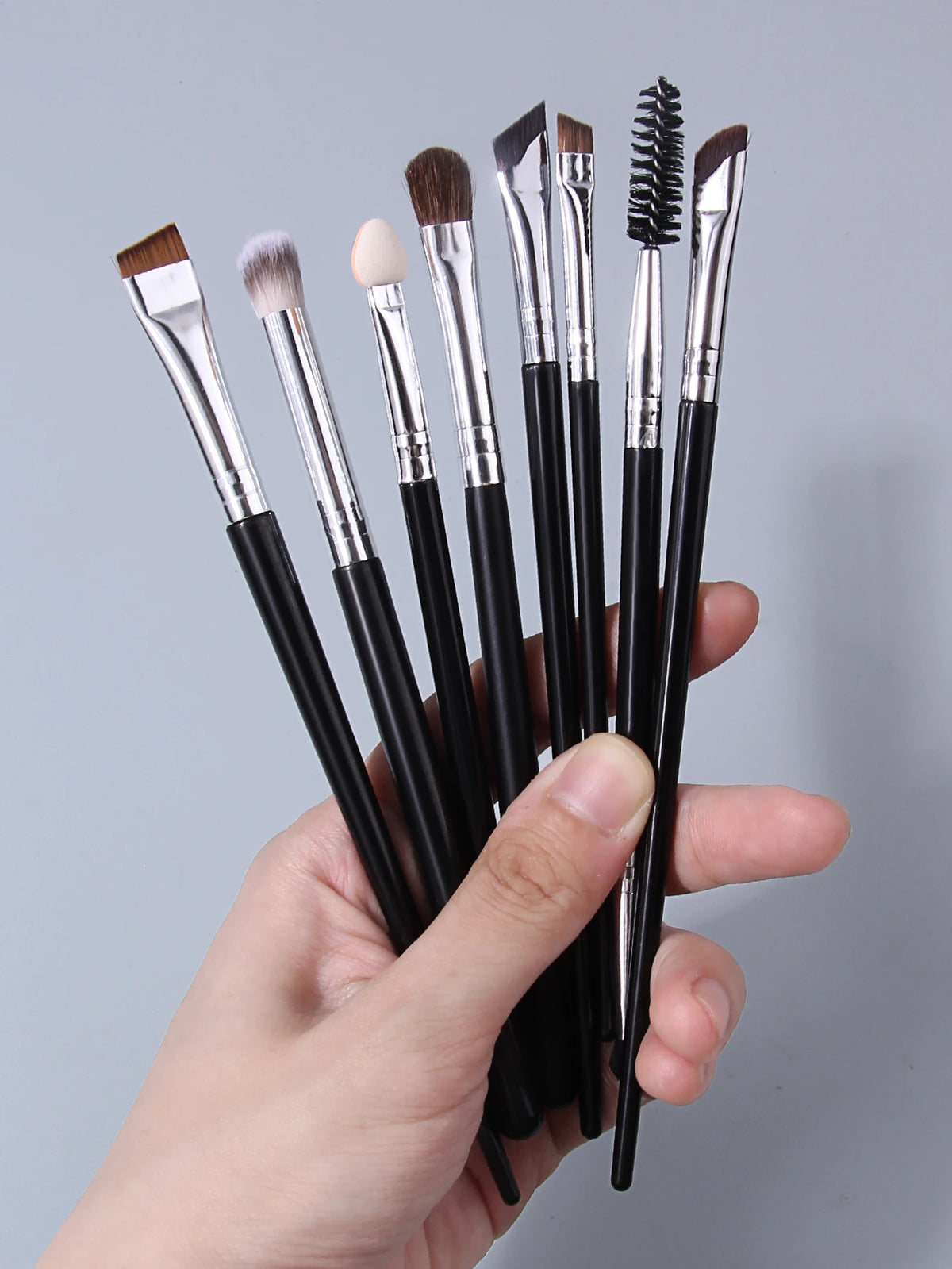 8-Piece Eye Makeup Brush Set – Double-Ended & Angled Eye Makeup Brushes Nixie