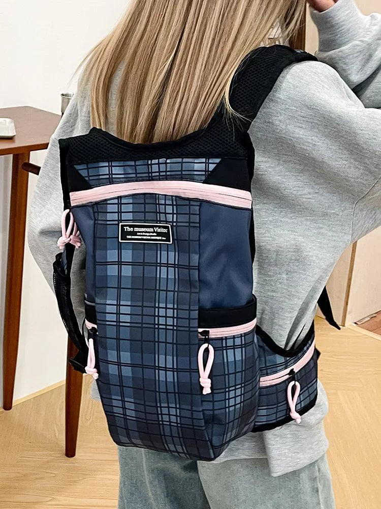 Nixie Waterproof Hiking Backpack – Unisex Travel Daypack