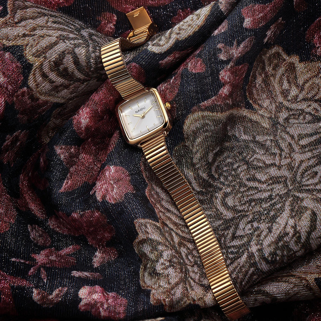 Women's Vintage Quartz Watch – Minimalist Numberless Dial Women's Quartz Watch Nixie