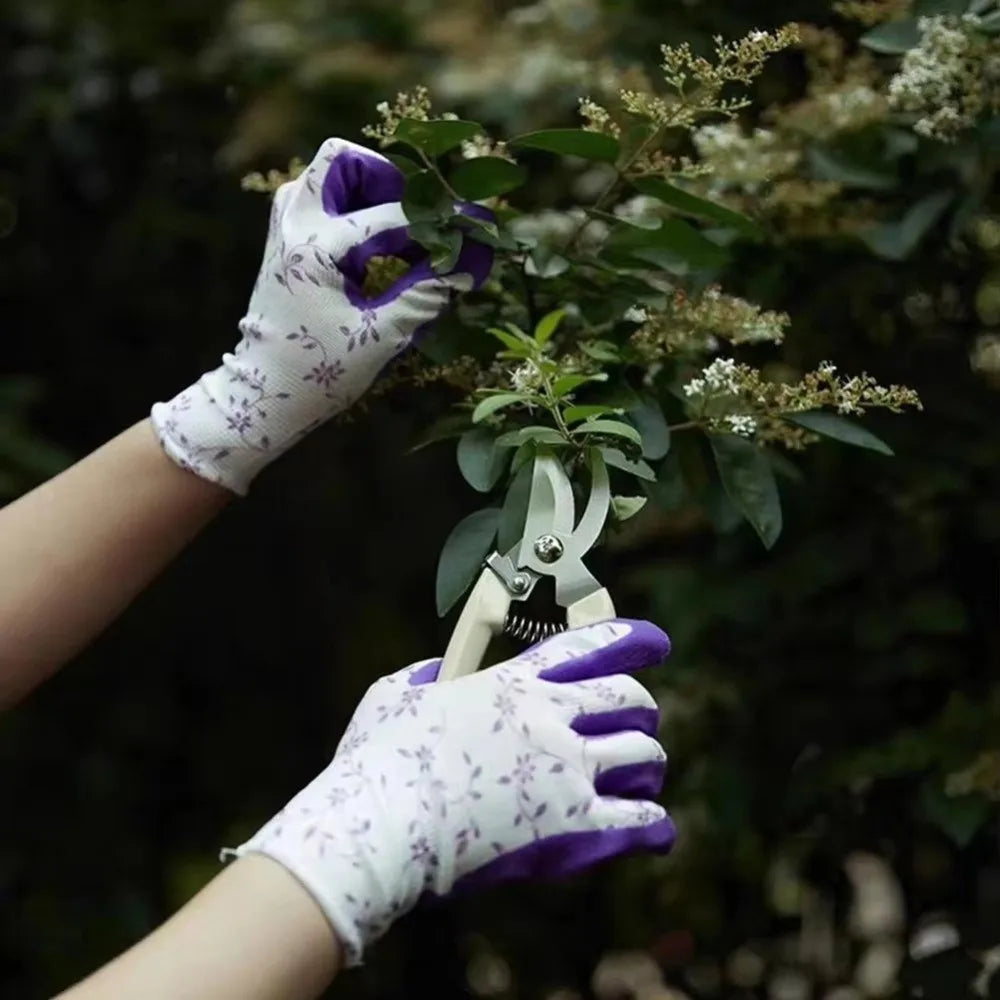 Latex Foam Garden Gloves – Non-Slip, Waterproof, One Size