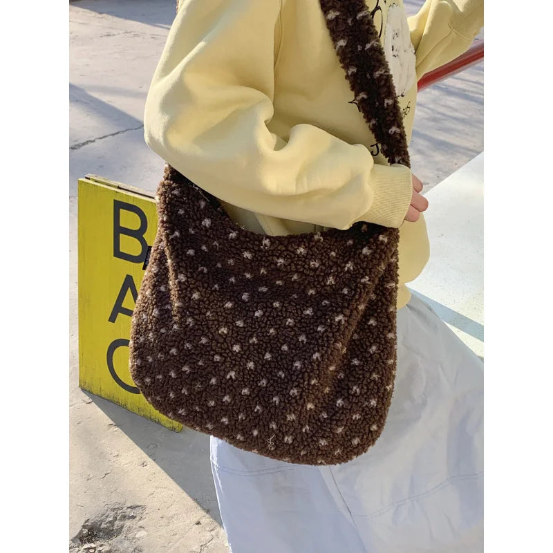 Korean Polka Dot Plush Crossbody Bag – Vintage Shoulder Bag Plush Crossbody Bag Nixie