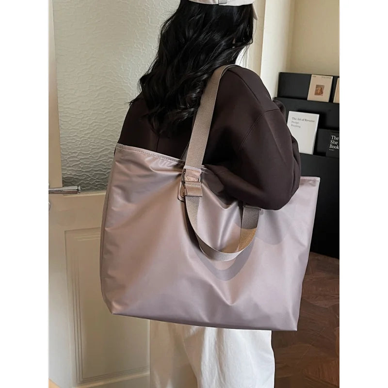 Nixie Minimalist Women's Waterproof Nylon Tote Bag | Large