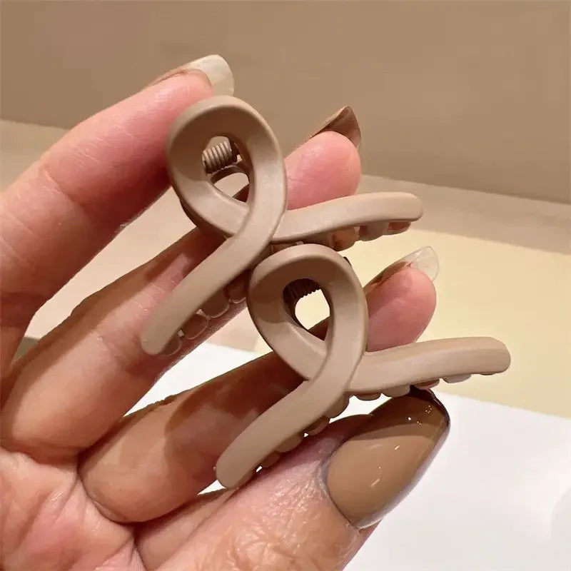 2Pcs Mini Acrylic Hair Claw Clips 4.5CM – Cute Crab Hairpin Set Hair Claw Clips Nixie Khaki 2PCS