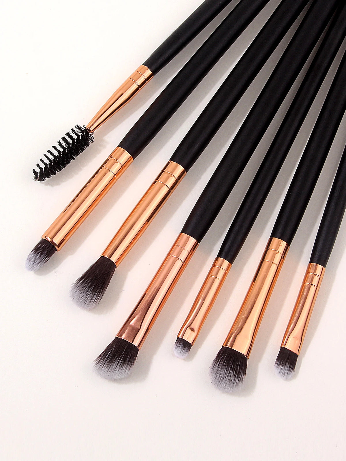 8-Piece Eye Makeup Brush Set with Pouch – Travel-Ready Kit Eye Makeup Brushes Nixie