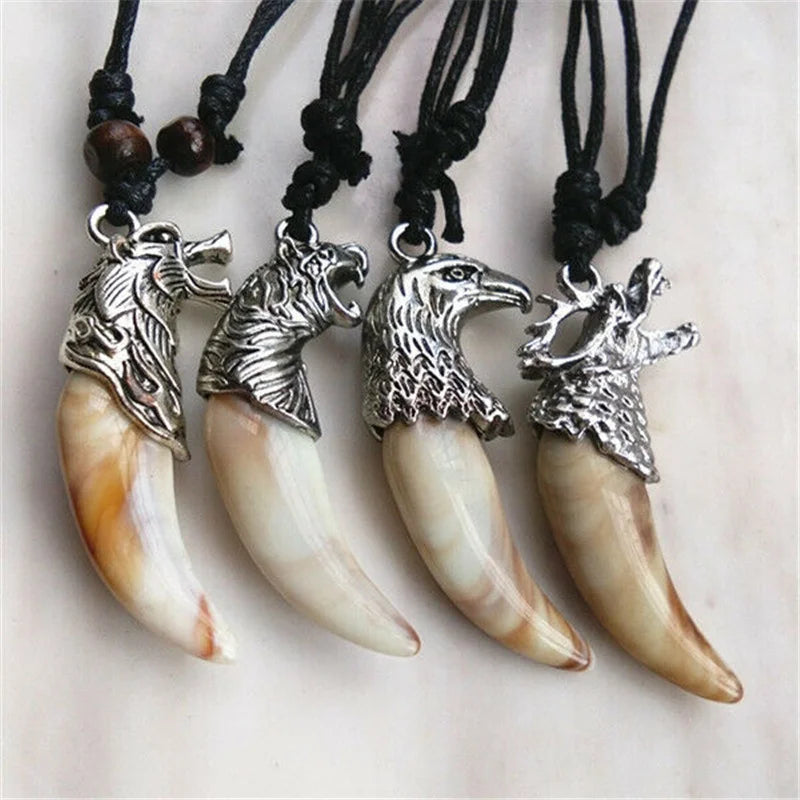 4Pcs Punk Fang Amulet Necklace Set – Eagle Wolf Leopard Pendants Pendant Necklace Set Nixie