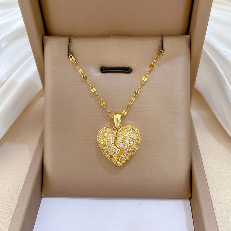 Luxury Heart Pendant Necklace Gold Stainless Steel Choker Pendant Necklace Nixie