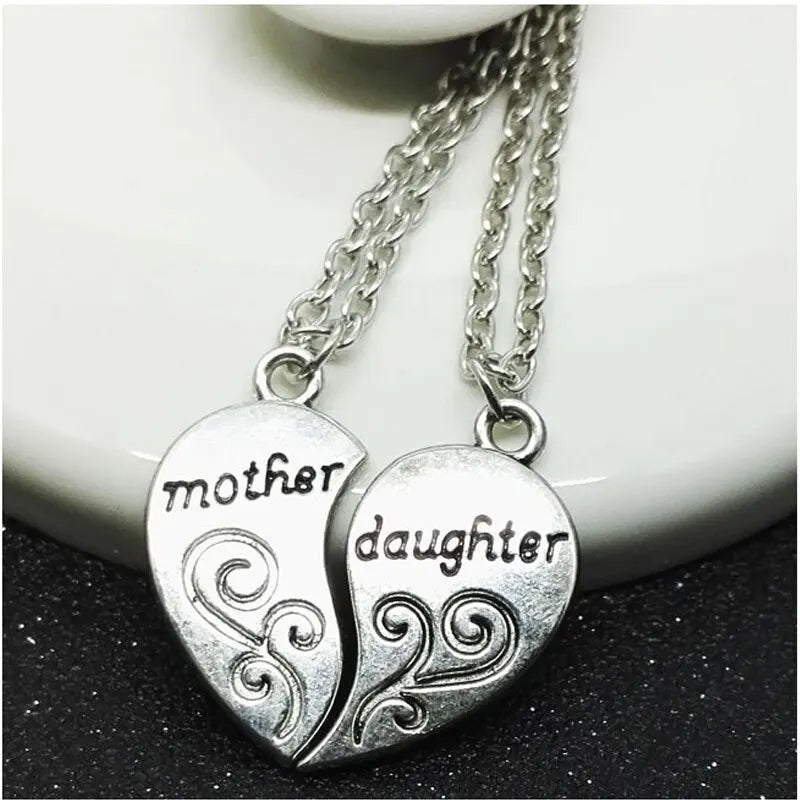 Mother Daughter Antique Silver Heart Pendant Necklace Set 2pcs Pendant Necklace Set Nixie