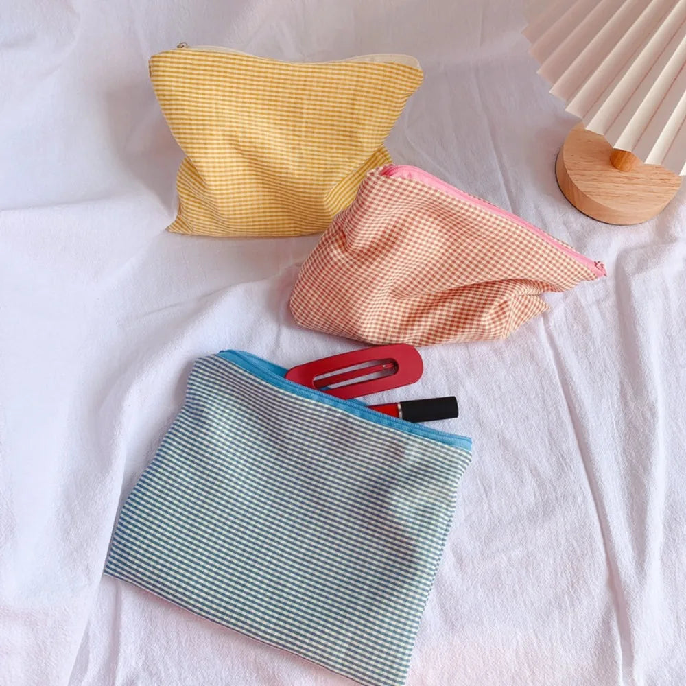 Plaid Travel Makeup Bag Large Capacity Zipper Cosmetic Pouch Cosmetic Travel Bag Nixie