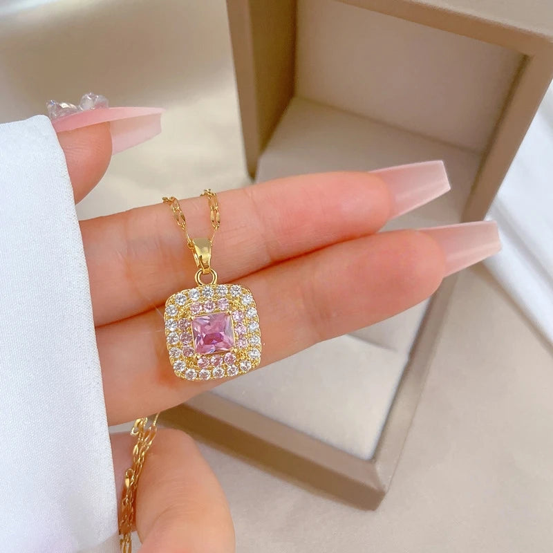 Gold-Plated Geometric Square Pendant Necklace for Women Pendant Necklace Nixie