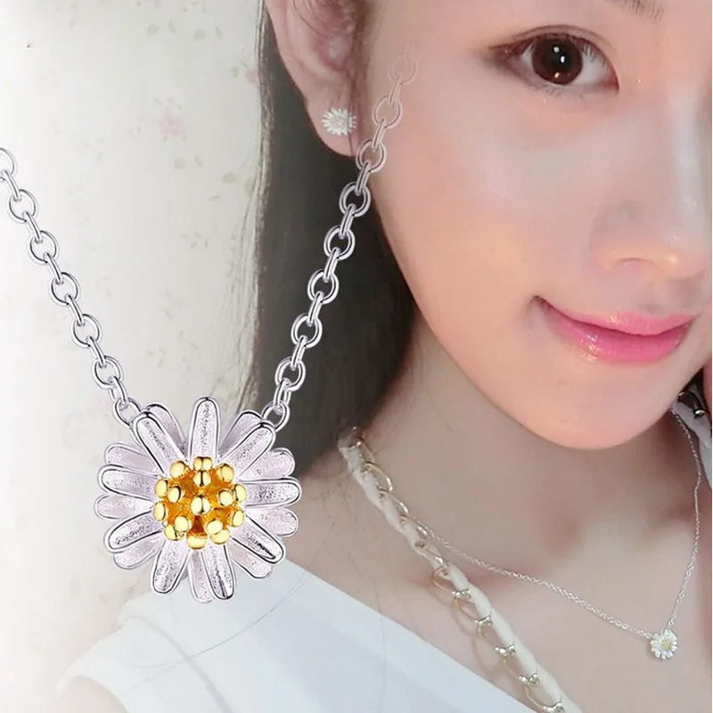 Sunflower Pendant Necklace Silver Choker for Women | Nixie Pendant Necklace Nixie