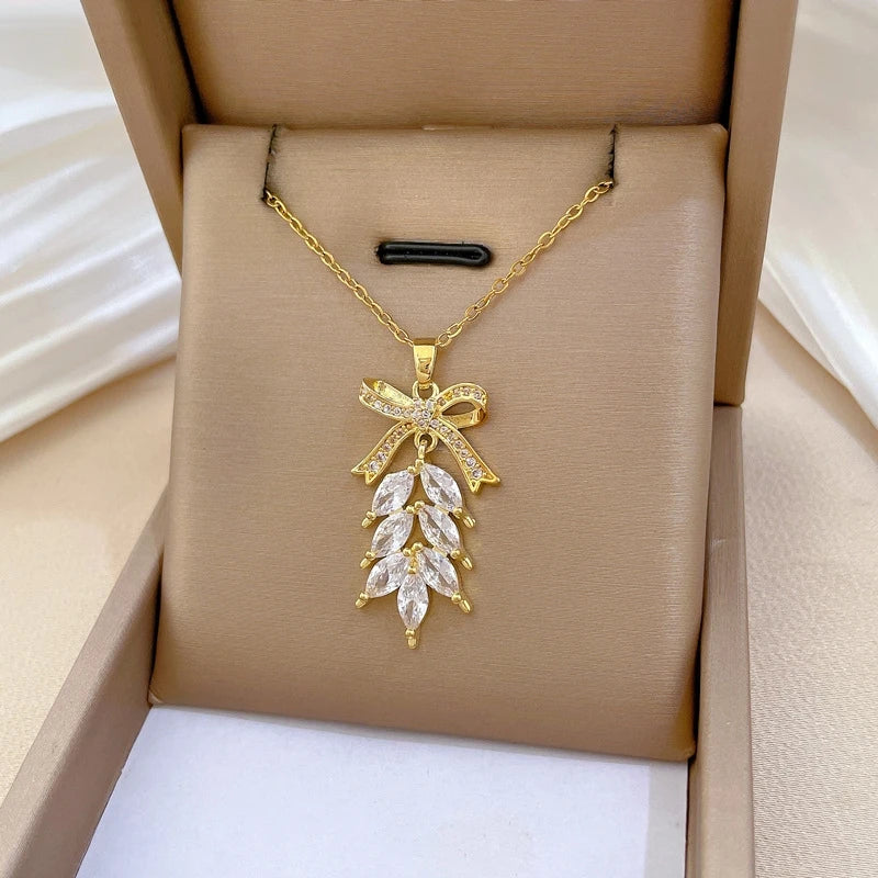 Butterfly Bow Knot Gold Choker Necklace – Stainless Steel