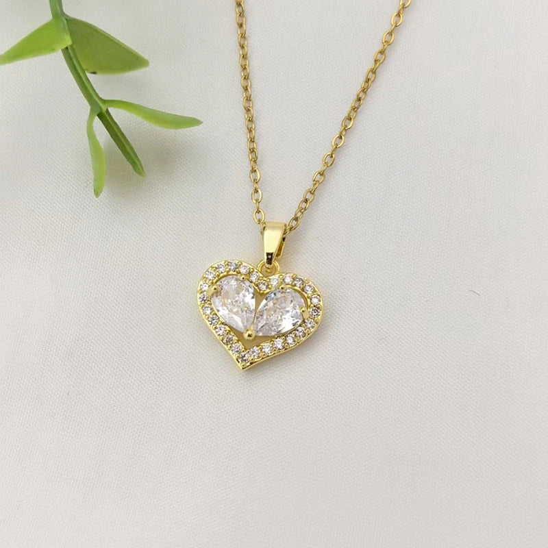 Luxury Heart Four-Leaf Clover Pendant Necklace for Women