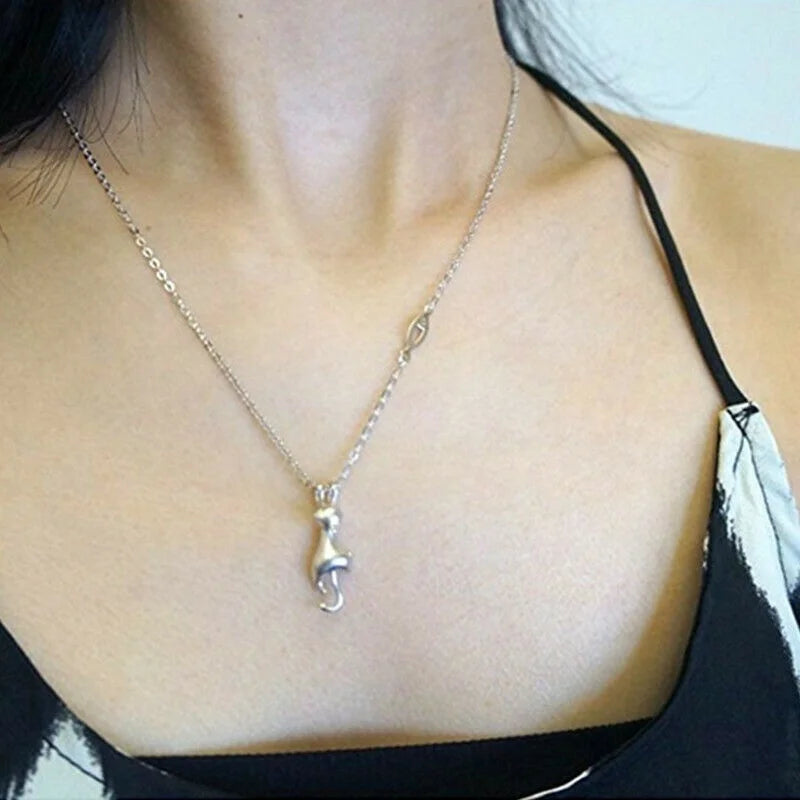 White Cat Charm Pendant Necklace – Trendy Zinc Alloy Jewelry Pendant Necklace Nixie