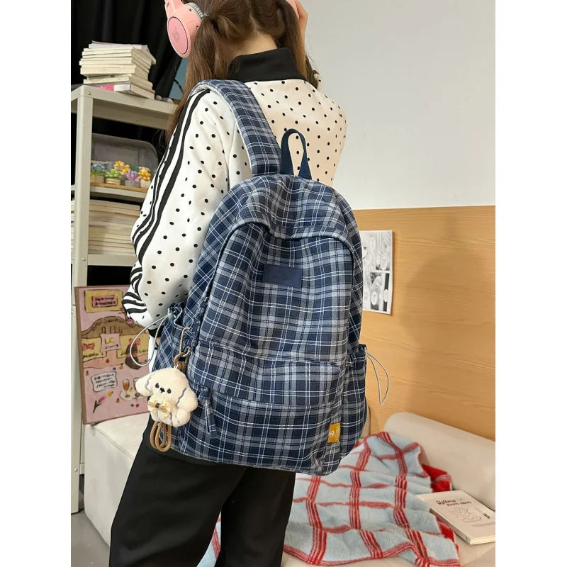Vintage Plaid College Backpack – Lightweight Stylish Schoolbag College Backpack Nixie
