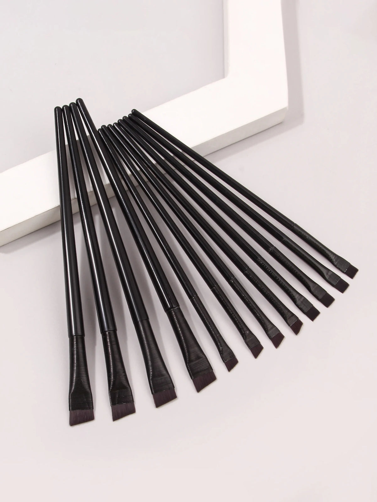 12-Piece Eye Makeup Brush Set – Eyeliner, Eyeshadow & Brow Eye Makeup Brush Set Nixie
